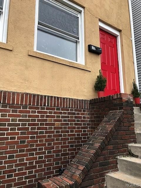 1st image of 30 N 6th Ave
