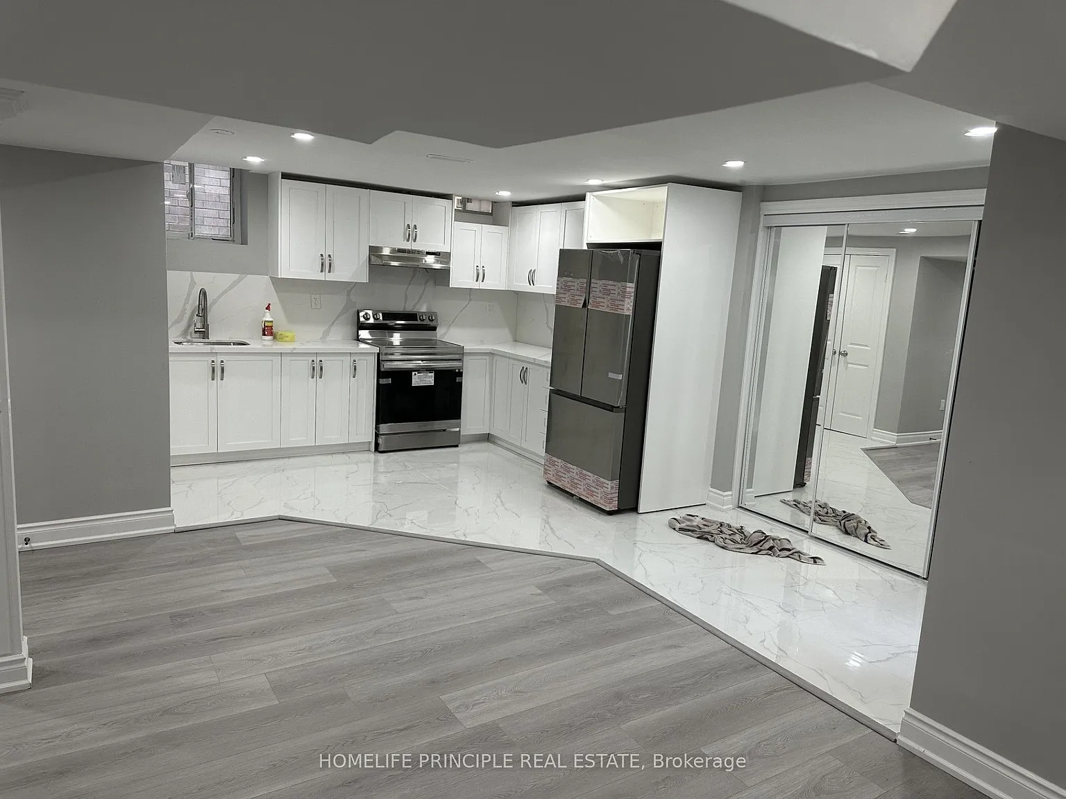 2 bed, $2,300 — Photo 1