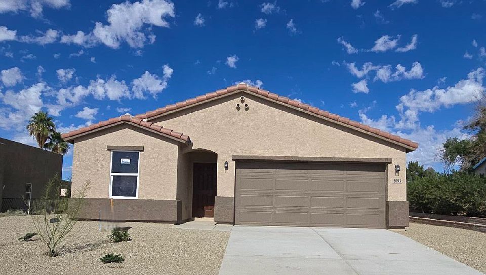 1st image of 2093 E Desert Lakes Drive