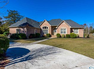 1262 Perkins Wood Rd, Hartselle, AL 35640