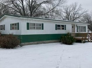 323 Locust St, Mound City, KS 66056