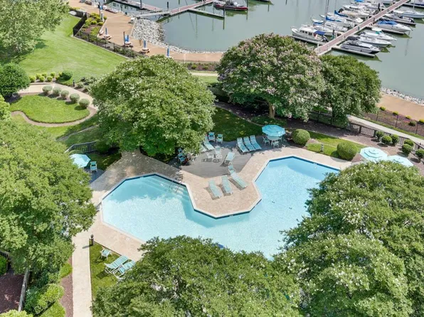 7501 River Rd APT 1G, Newport News, VA 23607