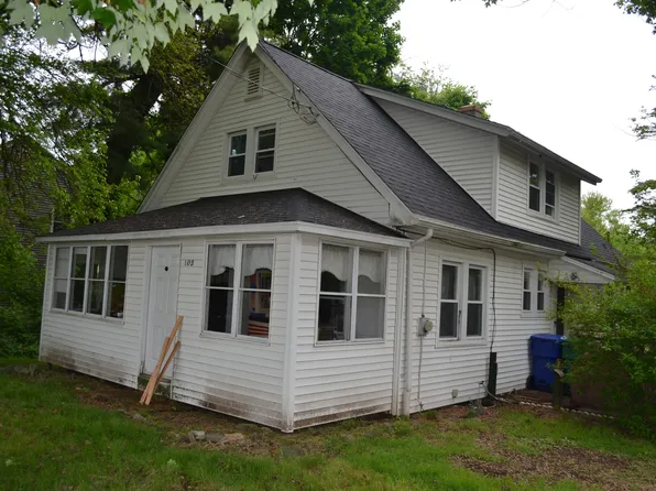 102 Woodland Avenue, Bloomfield, CT 06002