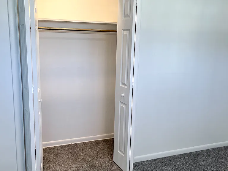 4803 Lyell Rd — Photo 36