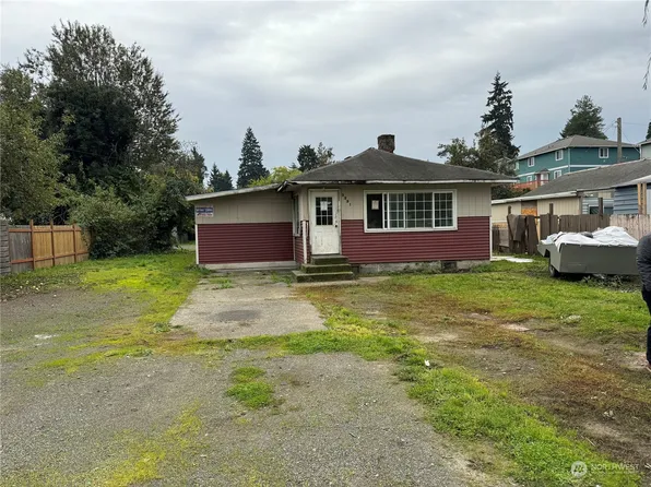 14613 Military Road S, Tukwila, WA 98168