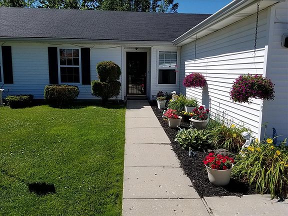 2nd image of 10515 Moqui Ct