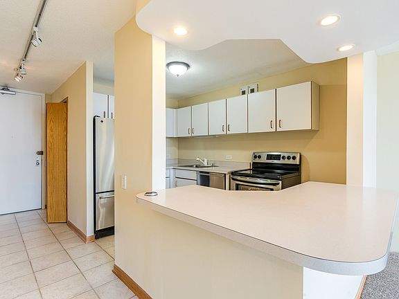 5th image of 405 N Wabash Ave Unit 2207