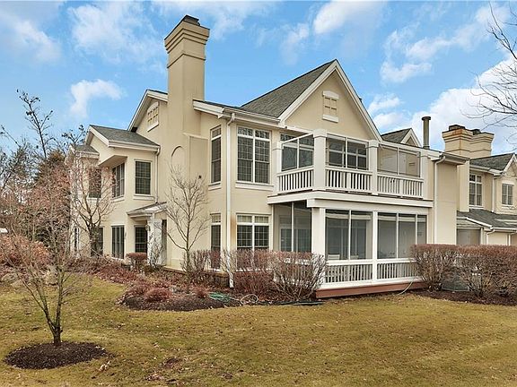 2nd image of 128 Doral Greens Dr W