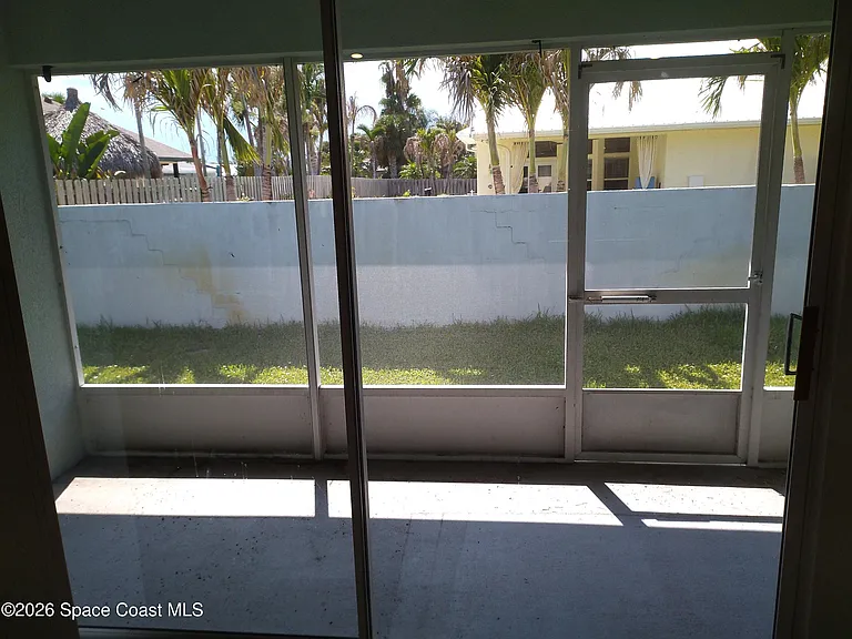 603 Grant Ct — Photo 10