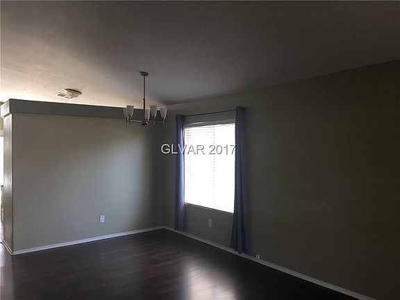 4th image of 2431 Avenida Familia