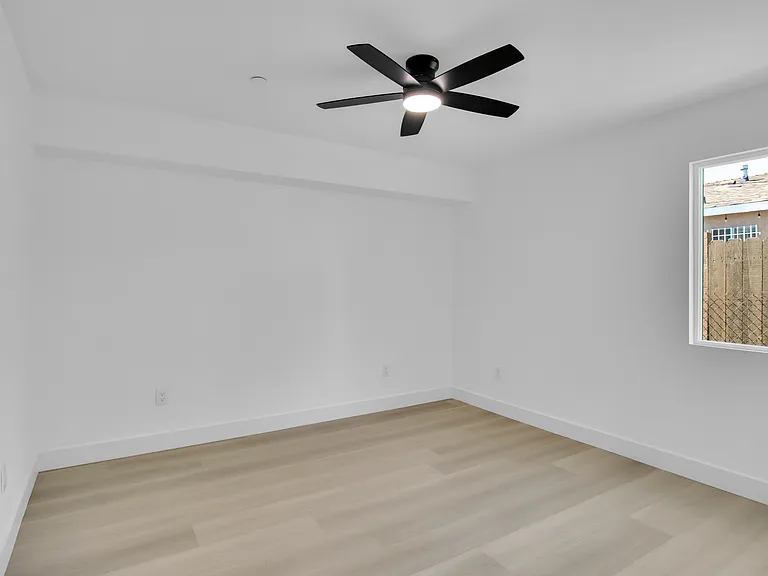 6818 Florence Pl #B — Photo 11