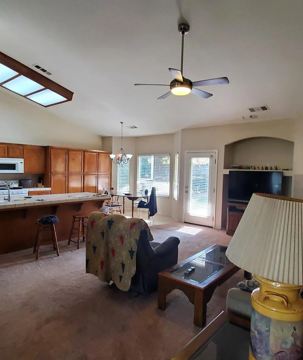 2645 W Babcock Ave — Photo 3