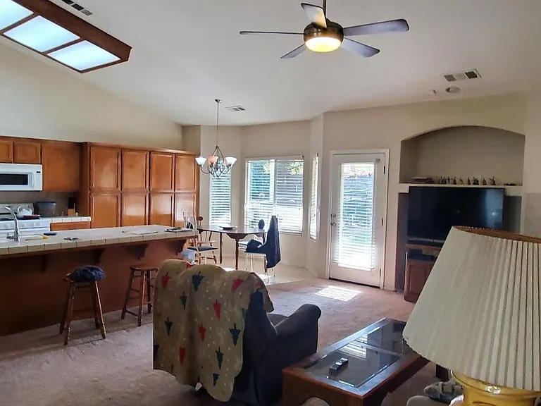 2645 W Babcock Ave — Photo 3