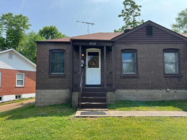 3418 Saint Mark Ln, Saint Ann, MO 63074