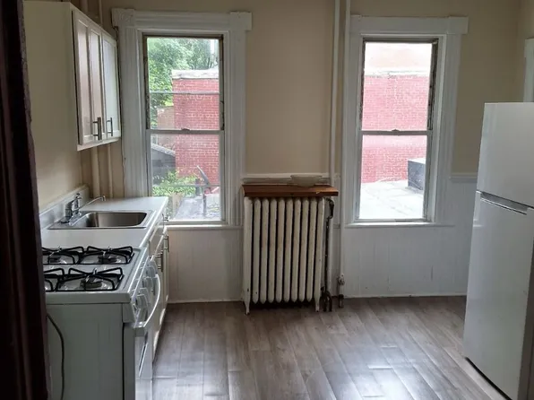 107 William St Floor 2, Newburgh, NY 12550