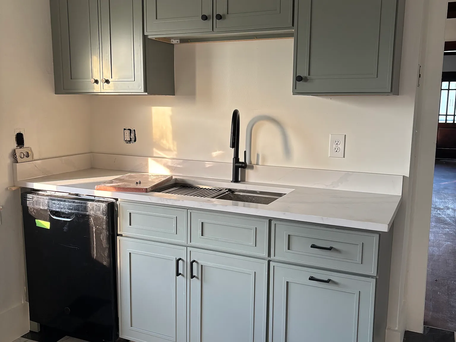 3 bed, 2000 sqft, $1,600 — Photo 3