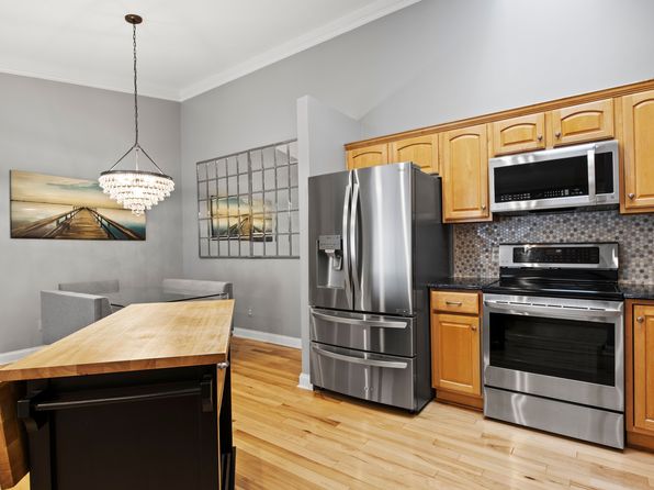 22068 Edgewater, Novi, MI 48375