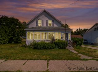 412 N Main St, Scottville, MI 49454