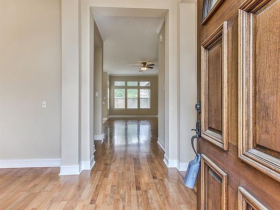 5th image of 20422 Scenic Woods Dr