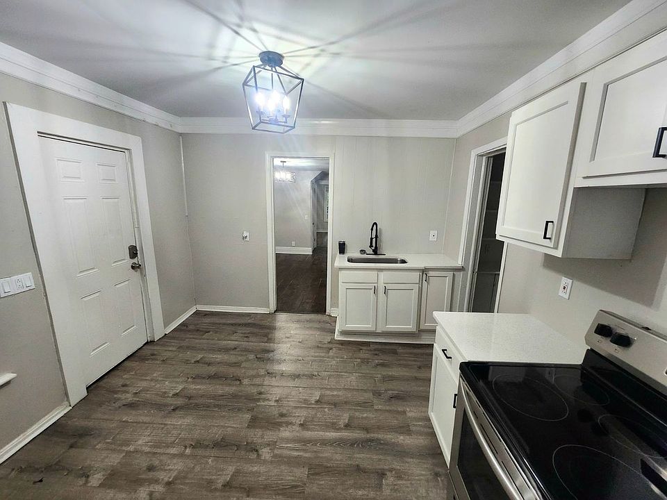 1st image of 56 Elgin St
