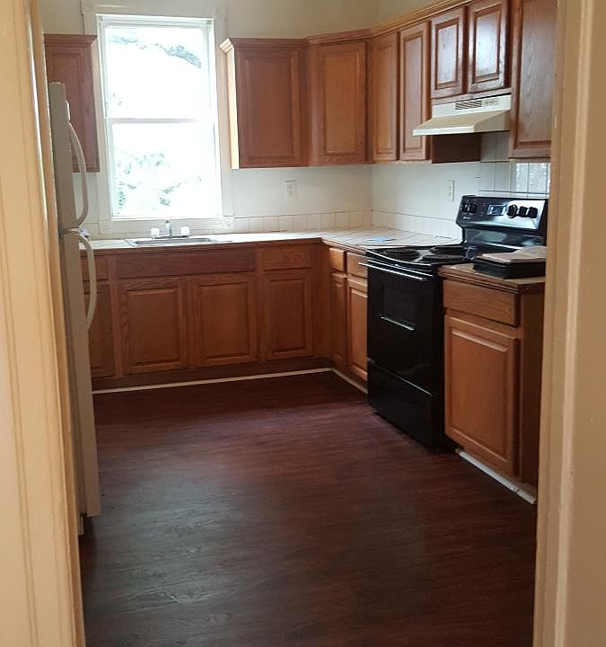 1st image of 602 N Prospect St