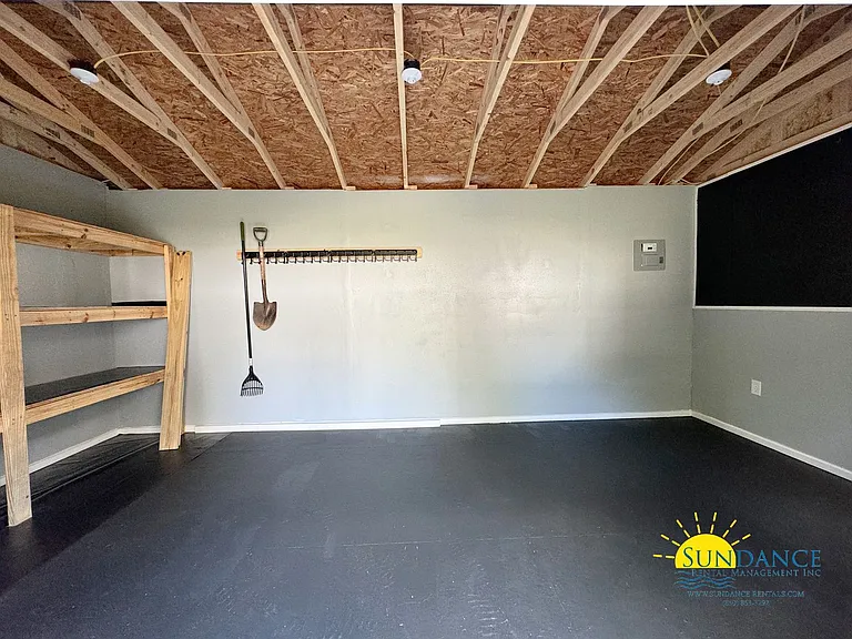 701 Lynn Brk E — Photo 25
