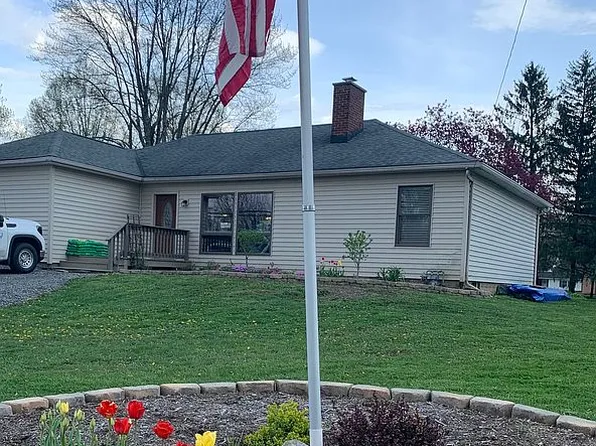 22085 Blooming Valley Rd, Meadville, PA 16335
