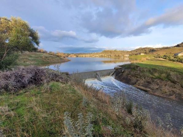 (undisclosed Address)