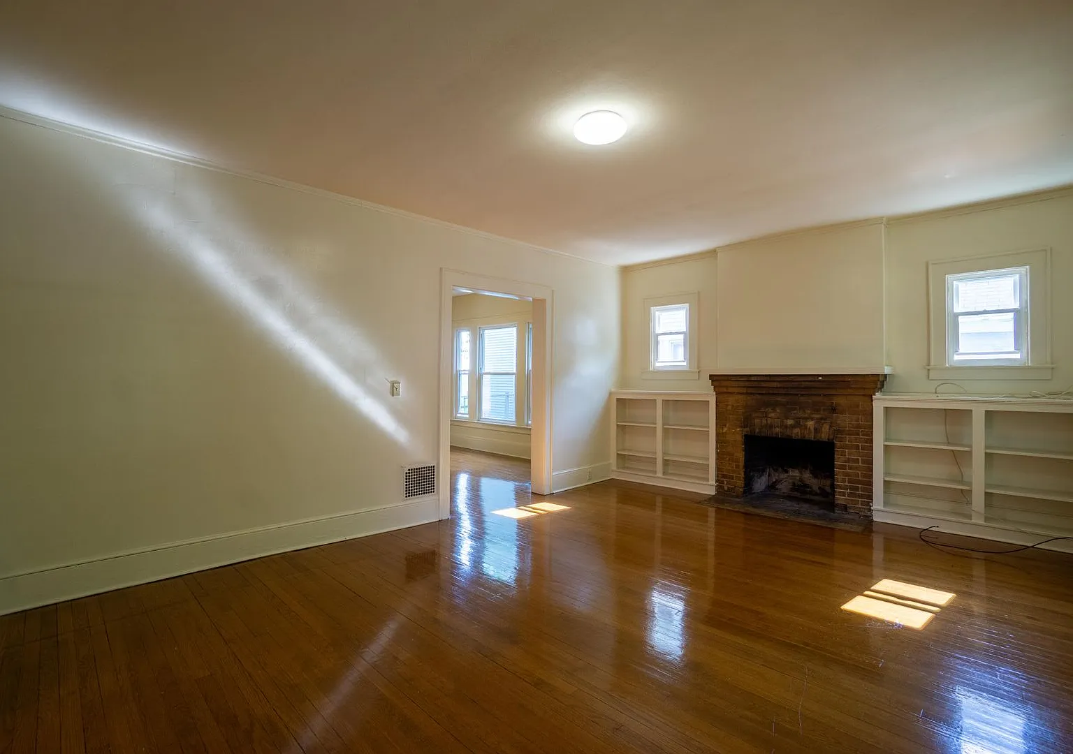 1335 Madison Street - Available 06/01/27 - Spacious Single Family Home — Photo 3