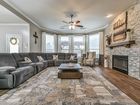 4th image of 3201 Autumn Bay Ct