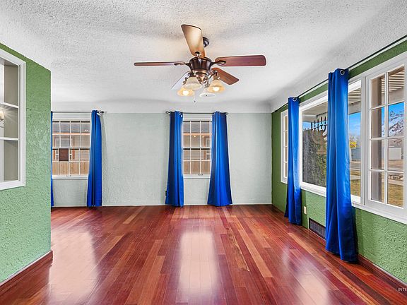 5th image of 219 Cleveland Blvd