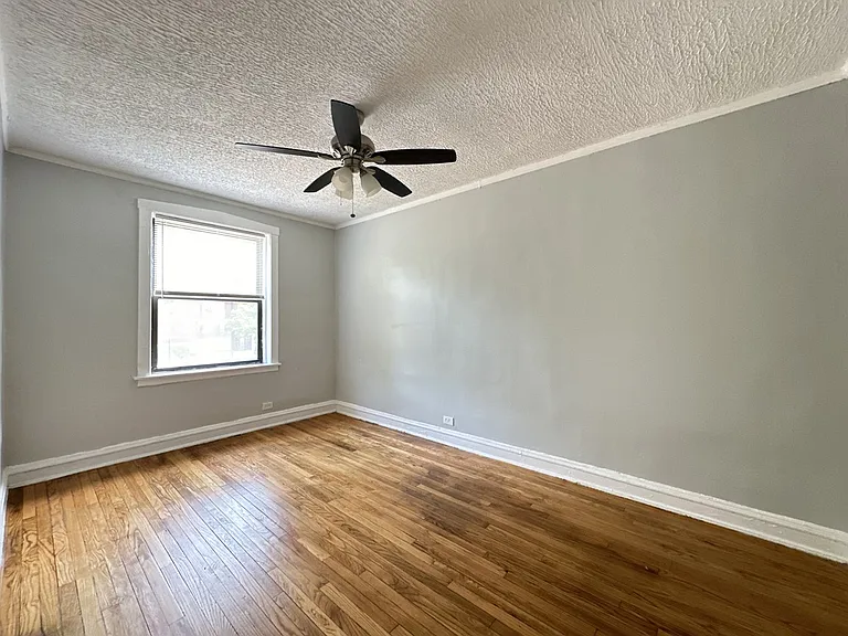 7000 N Paulina St #2 — Photo 16