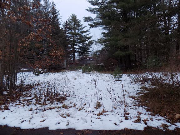 4th image of 271 Greenfield Ave