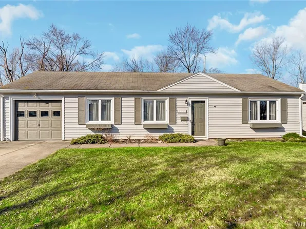 448 Campus Dr, Amherst, NY 14226