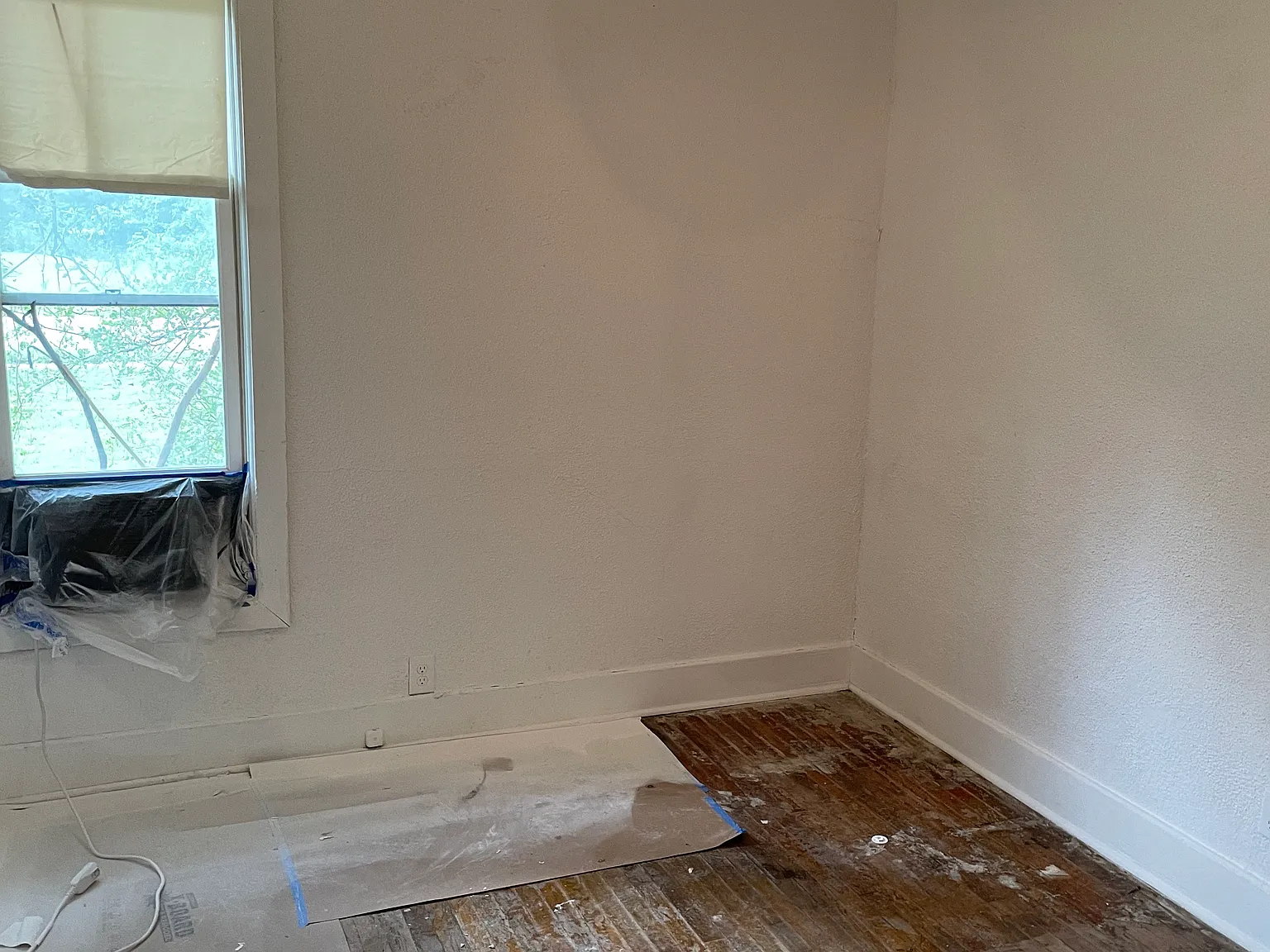 2 bed, 1100 sqft, $1,000 — Photo 2