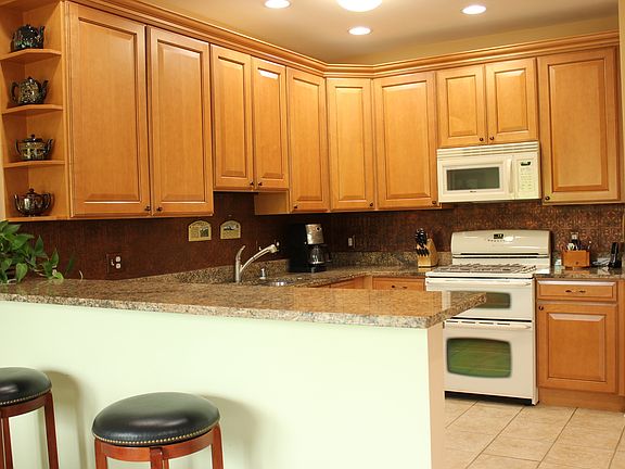 5th image of 5410 2nd Ave Unit 2B