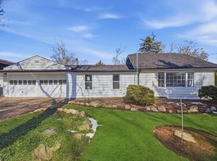 128 S Channel Dr, Round Lake Beach, IL 60073