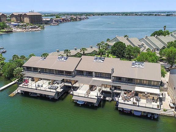 3rd image of Island Dr Unit B