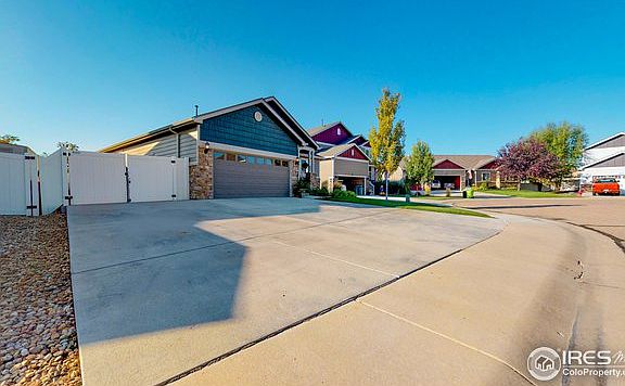 4th image of 642 Babine Ct