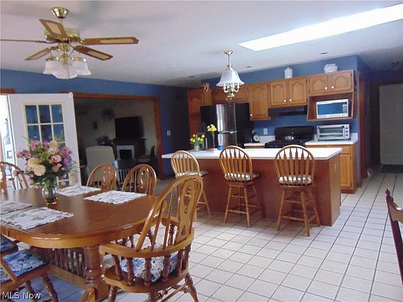 5th image of 2090 Ridgebury Dr