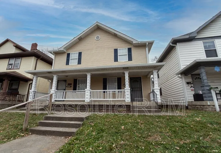 1920 Sugar Grove Ave — Photo 1