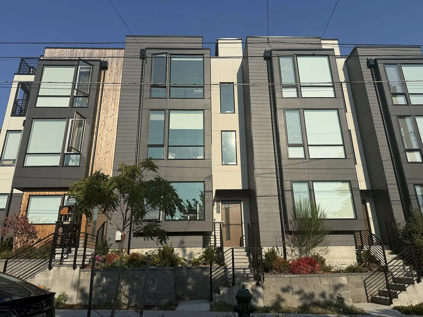 Cozy Seattle Townhome — Photo 1