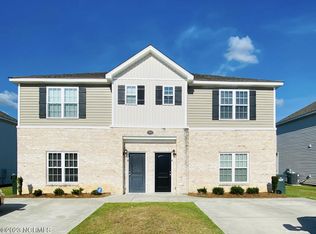 2400 Chavis Dr #B, Greenville, NC 27858