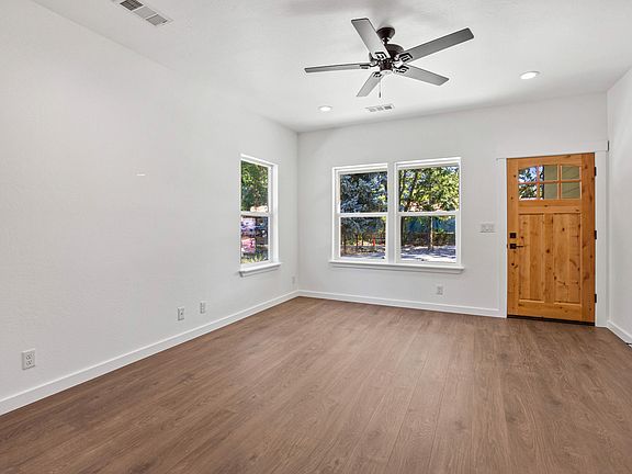 4th image of 1451 4th Ave