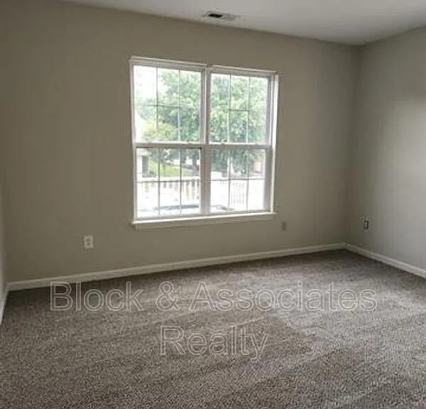 2630 Vega Ct — Photo 11