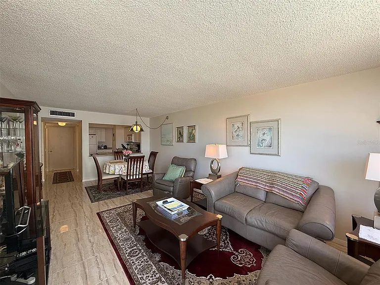 6279 Sun Blvd #403 — Photo 2