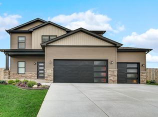 17231 Brookwood Dr, Lowell, IN 46356