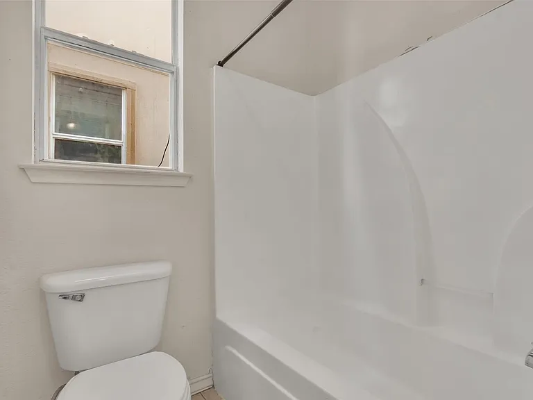 112 Sandstone Dr #G — Photo 12