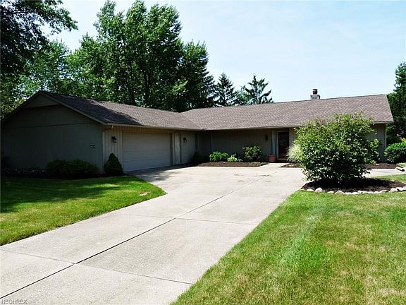 2nd image of 9746 Plum Brook Ln