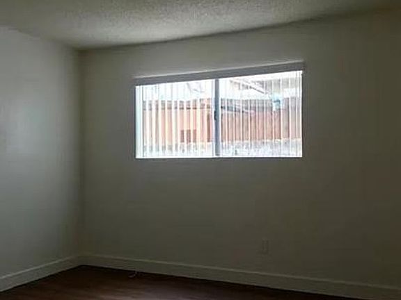 3rd image of 3825 47th St #2